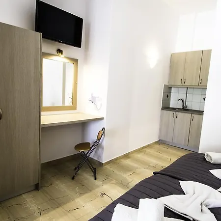 Katefiani * Perissa (Santorini)