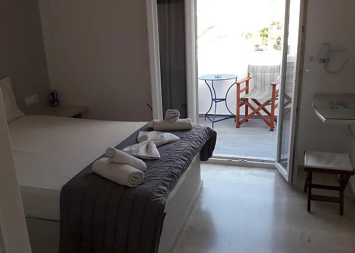 Katefiani Apartment Perissa (Santorini)